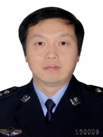 張曉兵(河南省安陽市公安局黨委委員) 張曉兵(河南省安陽市公安局黨委委員)