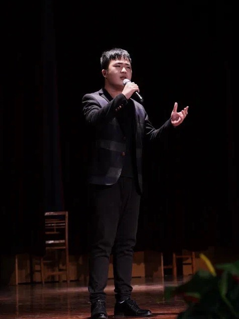 張力(中國內地男高音歌手、影視演員)