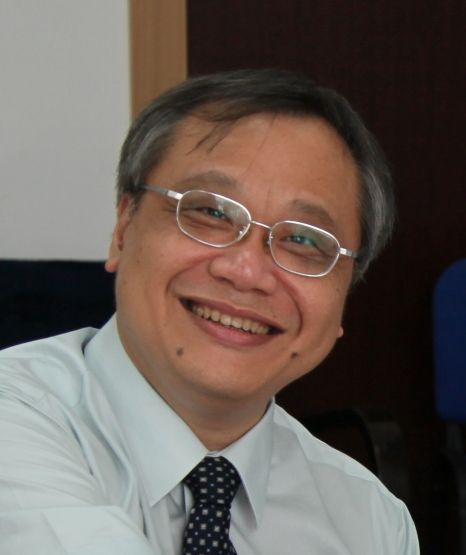 李篤中 李篤中