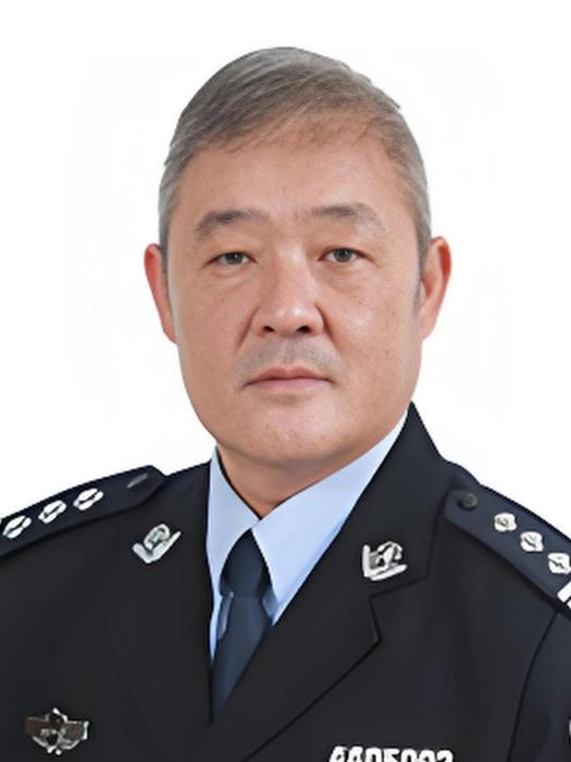 趙儉(廣東省未成年管教所醫院住院部原副主任、四級高級警長) 趙儉(廣東省未成年管教所醫院住院部原副主任、四級高級警長)