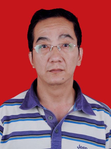 柳峰(新疆維吾爾自治區昌吉州自然資源局四級調研員) 柳峰(新疆維吾爾自治區昌吉州自然資源局四級調研員)