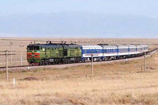 中國鐵路擔當的列車曾使用的第五代18型客車