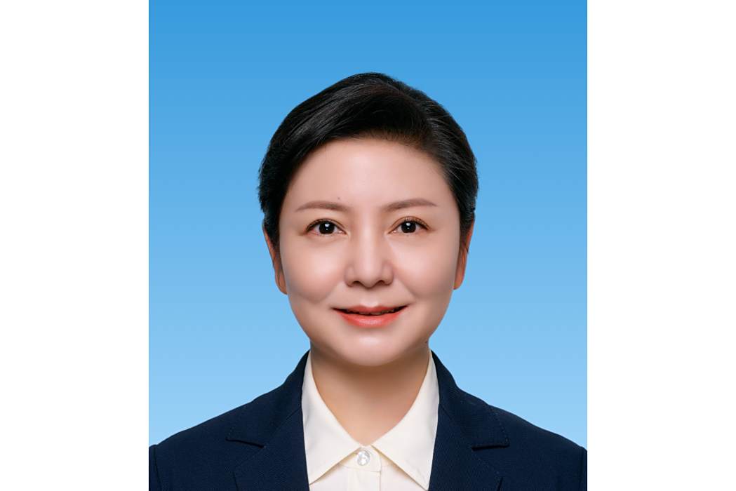 屈錦薇 屈錦薇