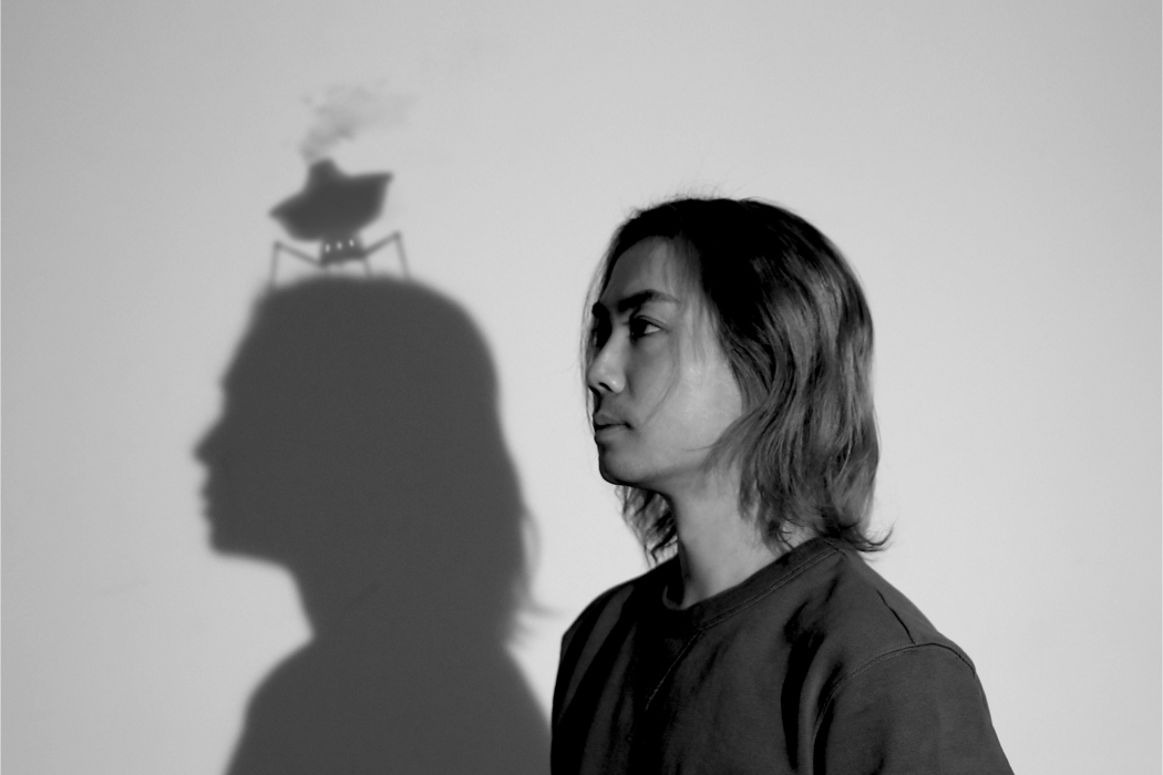 何加(獨立藝術家 / 設計師 / 怪奇愛好者) 何加(獨立藝術家 / 設計師 / 怪奇愛好者)