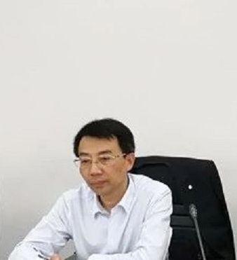 許俊(東風科技董事) 許俊(東風科技董事)