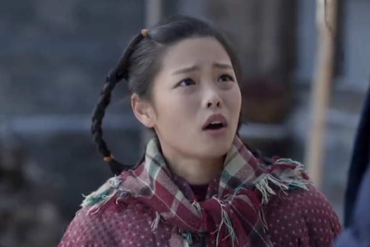 許小鳳(年代情感劇《情滿九道彎》中的角色) 許小鳳(年代情感劇《情滿九道彎》中的角色)