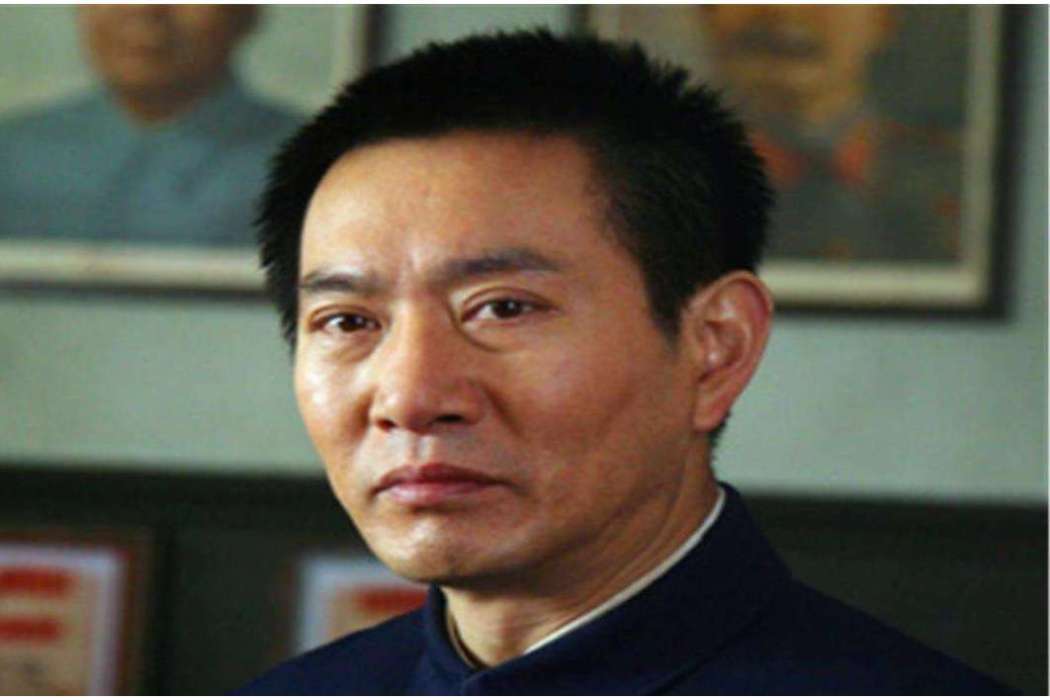 戴笠(諜戰劇《潛伏》中的角色) 戴笠(諜戰劇《潛伏》中的角色)