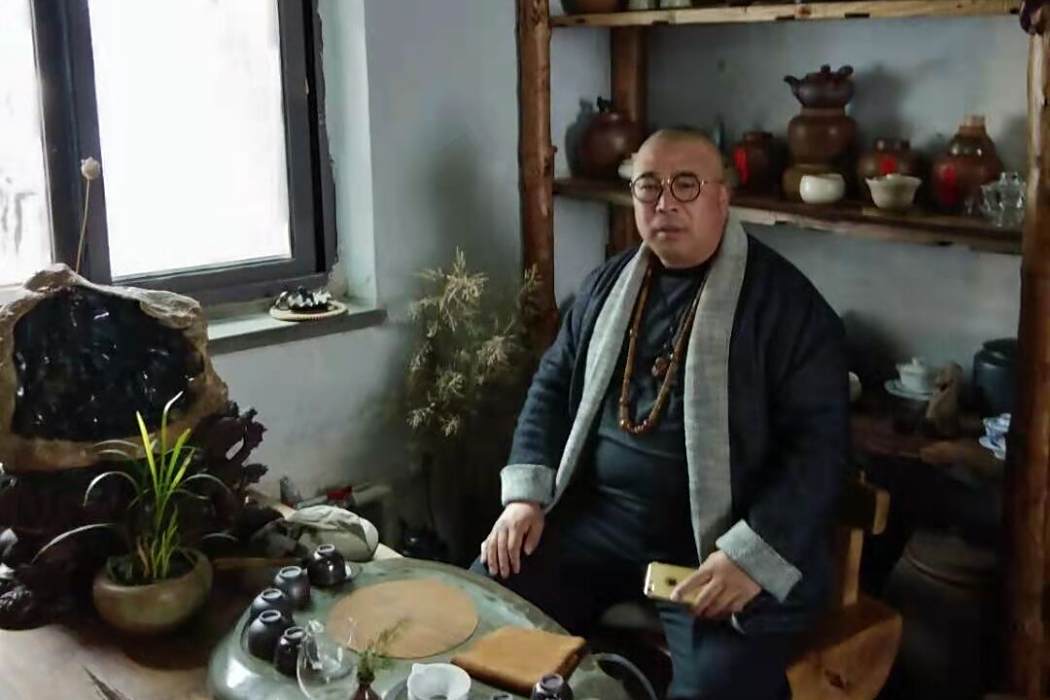 劉鳳國(國家級工藝美術師) 劉鳳國(國家級工藝美術師)
