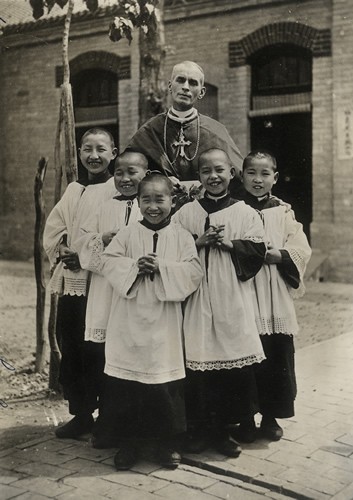 蔡寧與中國孩子