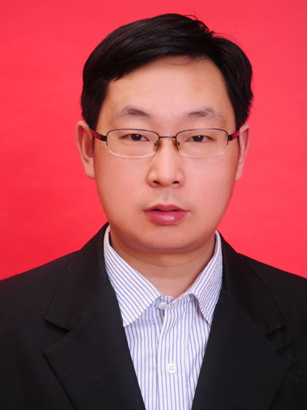 曾凡偉(荊門市政府辦秘書五科科長) 曾凡偉(荊門市政府辦秘書五科科長)