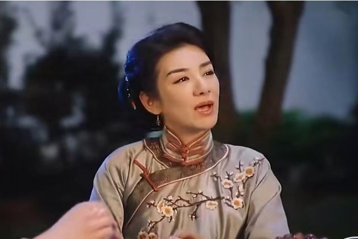 花姑(近代傳奇劇《斗香》中的角色) 花姑(近代傳奇劇《斗香》中的角色)