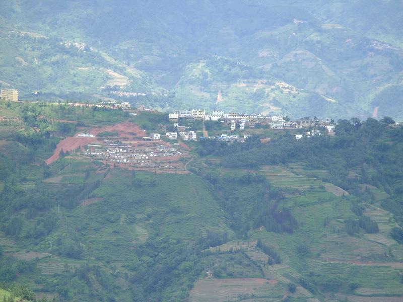 俄東村 俄東村