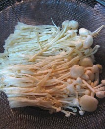蒜蓉蒸金針菇