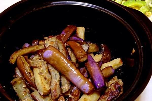 梅香茄子煲