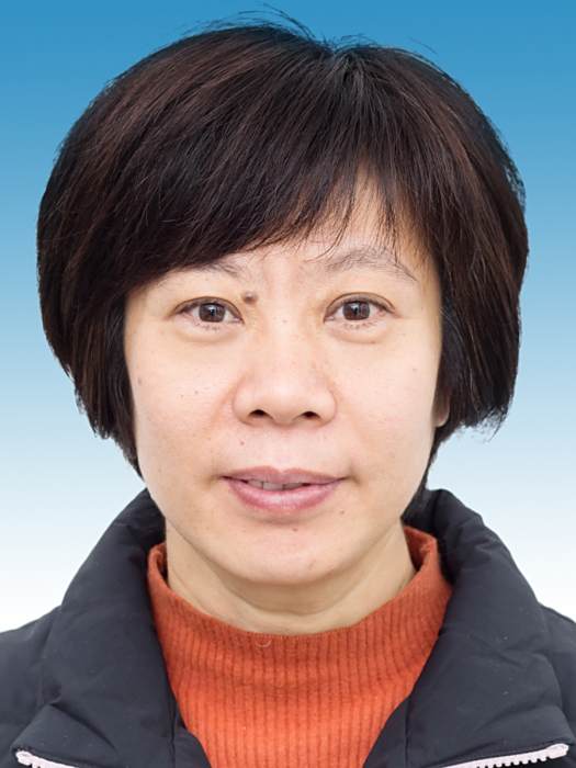 陳香(山東省泰安市寧陽縣委教育工委委員,縣教育和體育局黨組成員、副局長) 陳香(山東省泰安市寧陽縣委教育工委委員,縣教育和體育局黨組成員、副局長)