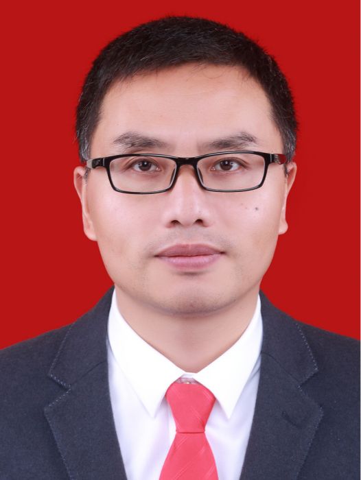 楊小林(湖南省洪江市鄉村振興局黨組成員、副局長) 楊小林(湖南省洪江市鄉村振興局黨組成員、副局長)