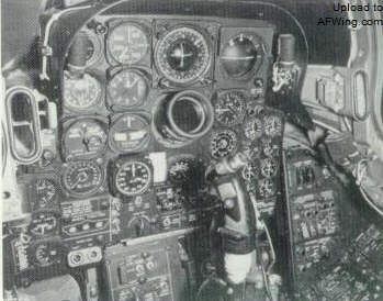 F-89C 前座座艙儀表