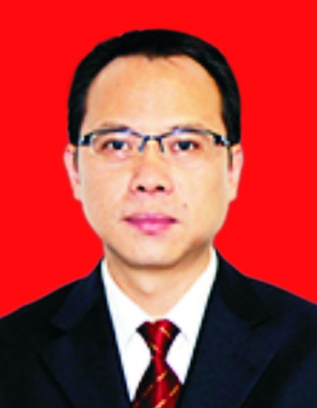 劉國鋒(湘西自治州文化旅遊廣電局黨組成員、副局長、州政協委員學習聯絡委員會副主任) 劉國鋒(湘西自治州文化旅遊廣電局黨組成員、副局長、州政協委員學習聯絡委員會副主任)