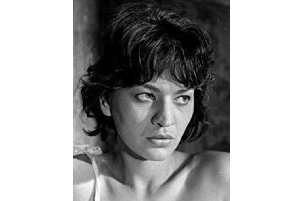 Elzbieta Kepinska Elzbieta Kepinska