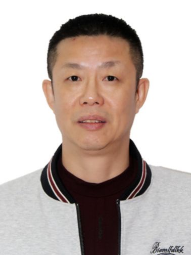 楊洪(湖北省鹹寧市國資委原黨委委員、副主任) 楊洪(湖北省鹹寧市國資委原黨委委員、副主任)