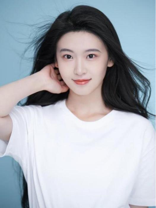 包晨希 包晨希