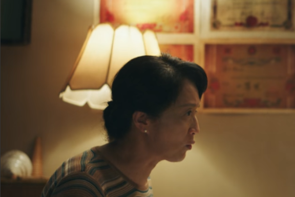 周紅霞(電視劇《錯位》中的女配角) 周紅霞(電視劇《錯位》中的女配角)