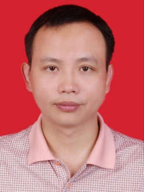 謝華(湖北省石首市教育局黨組副書記、副局長) 謝華(湖北省石首市教育局黨組副書記、副局長)