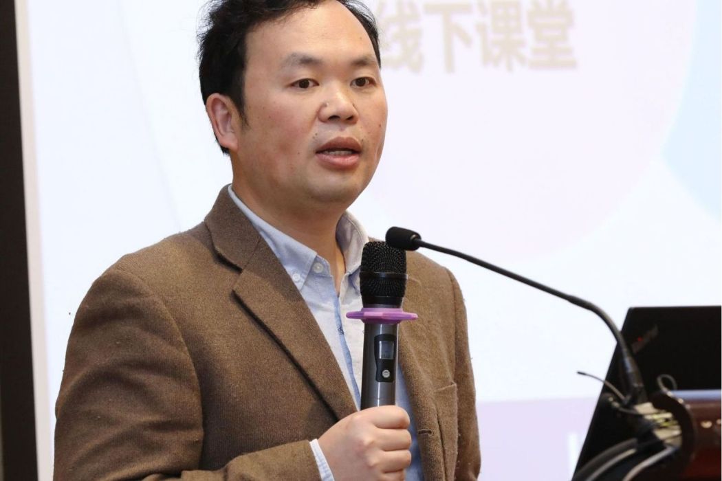 榮騰中 榮騰中