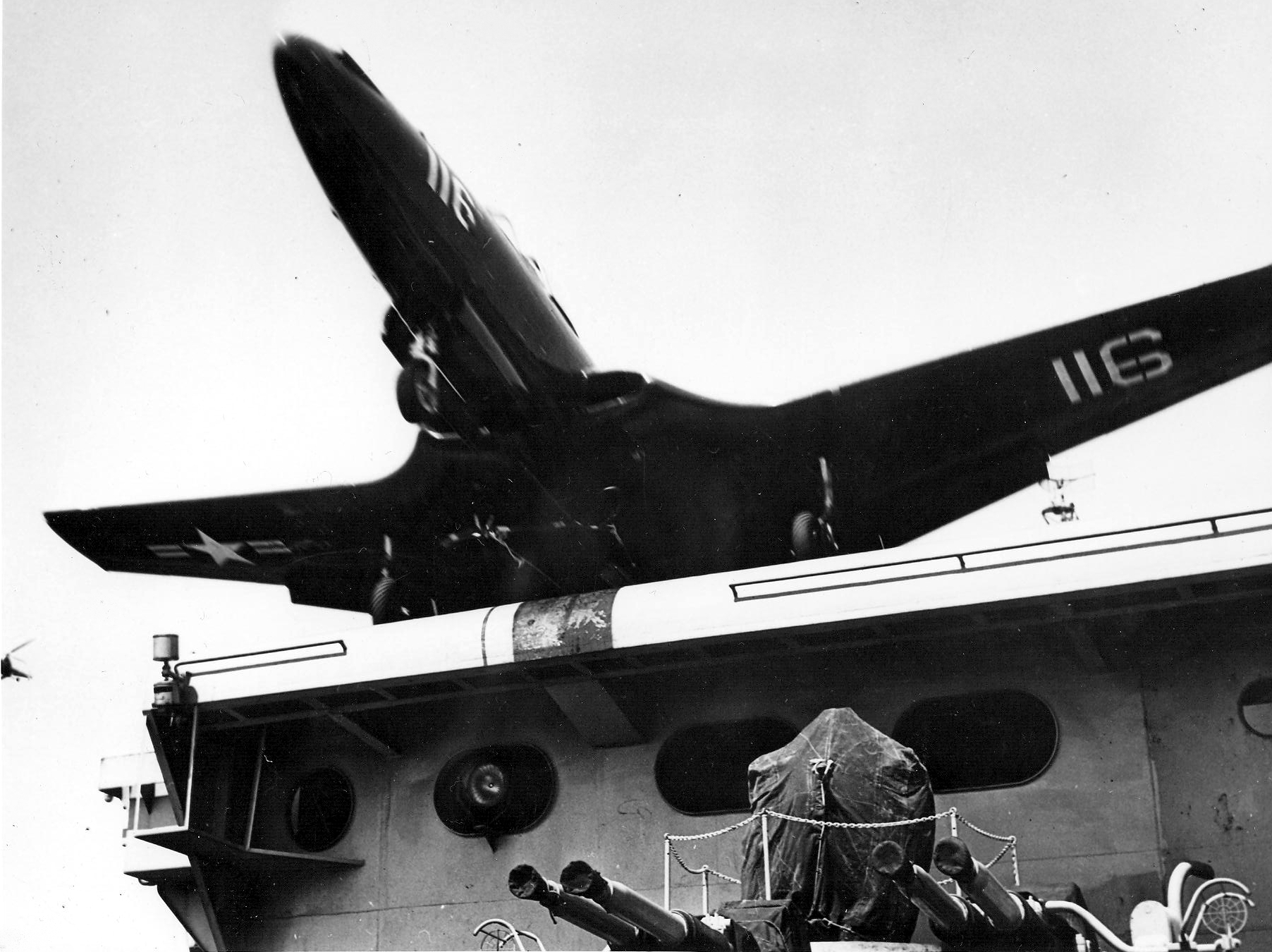 1948年5月6日VF-17A 中隊的FH-1從“塞班”號航母上