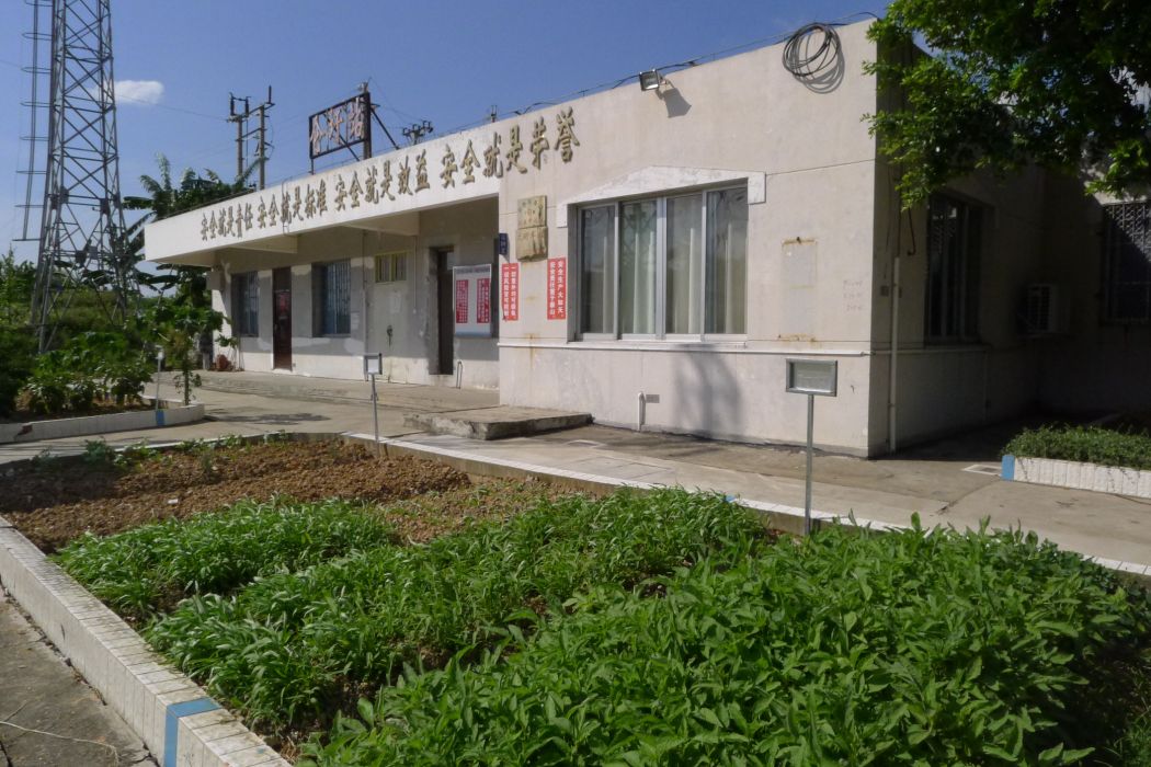 侖圩站 侖圩站