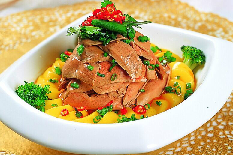 腰片拌豆腐