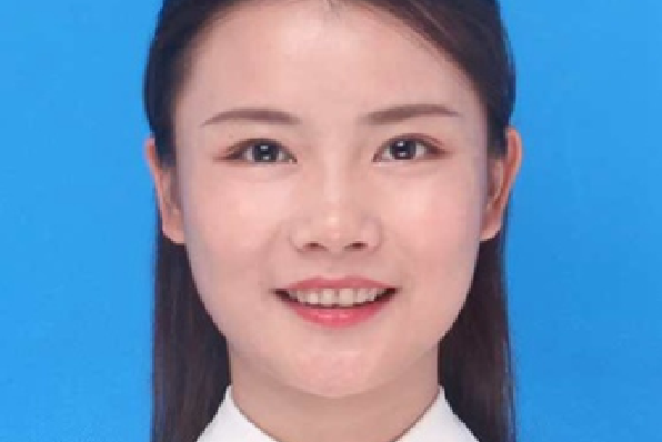 尹靈靜