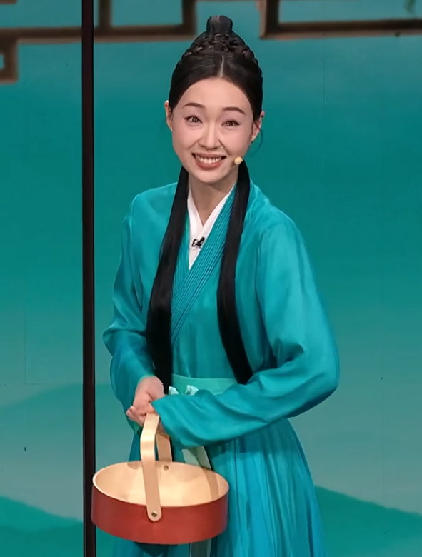 借傘(2025年阿子、硯梁等編劇的小品)