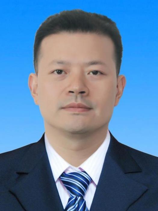 李鑫(河南省南陽市官莊工區黨工委委員、管委會副主任、人大政協工作委員會主任) 李鑫(河南省南陽市官莊工區黨工委委員、管委會副主任、人大政協工作委員會主任)