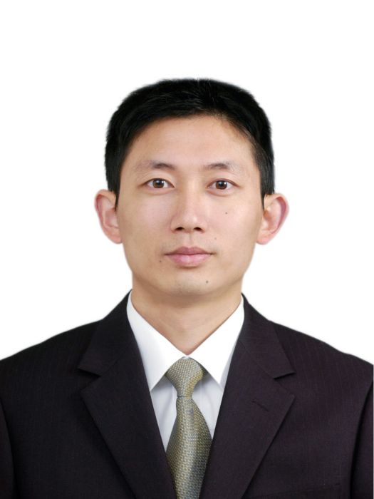 張志鋒(深圳市交通運輸局黨組成員、副局長) 張志鋒(深圳市交通運輸局黨組成員、副局長)