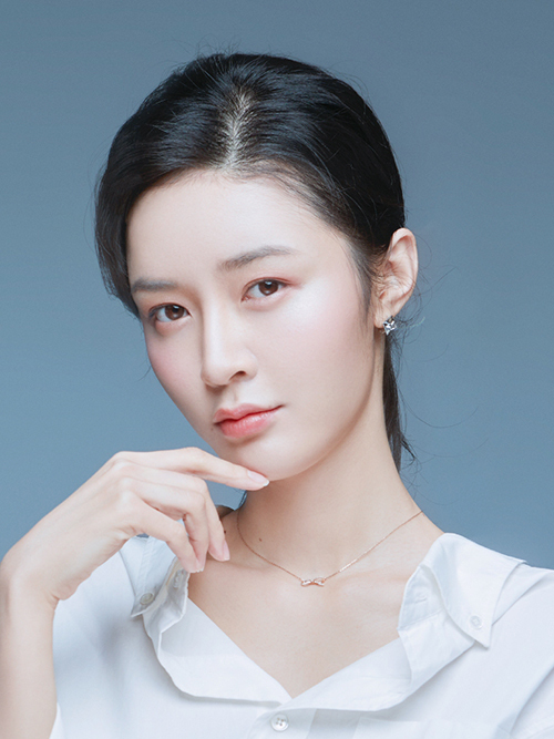 曾越(中國內地女演員) 曾越(中國內地女演員)