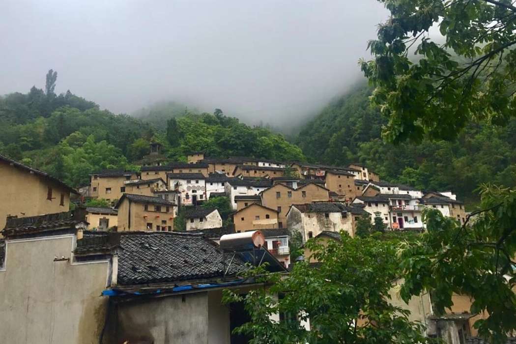 瀹嶺塢村 瀹嶺塢村