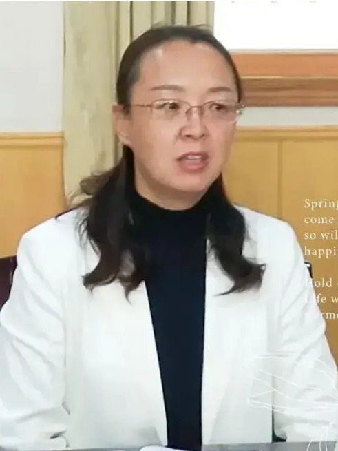 吳岩松(江蘇省徐州市沛縣湖西中學黨支部書記、校長) 吳岩松(江蘇省徐州市沛縣湖西中學黨支部書記、校長)