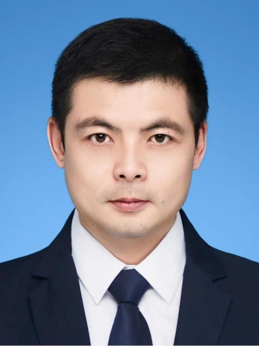 黃振宇(黑龍江省大興安嶺地區呼瑪縣委常委、政府副縣長) 黃振宇(黑龍江省大興安嶺地區呼瑪縣委常委、政府副縣長)
