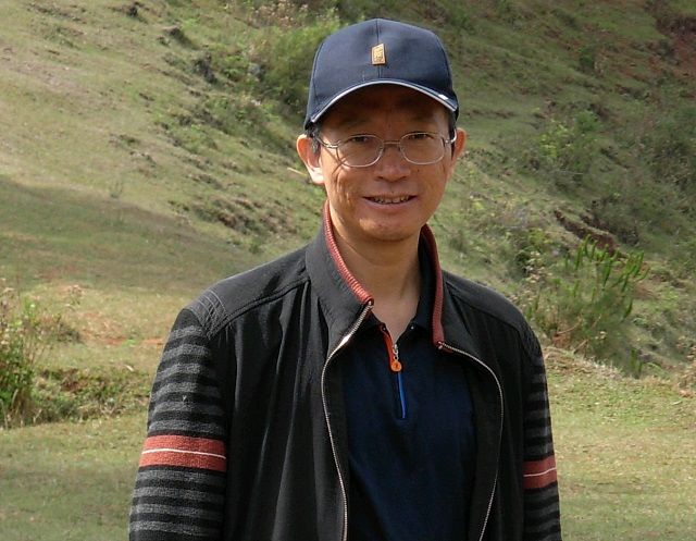 張洪彬(雲南大學化學化學科學與工程學院教授) 張洪彬(雲南大學化學化學科學與工程學院教授)