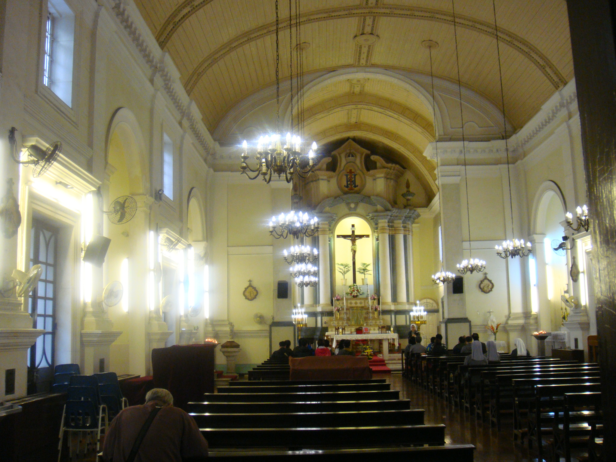 天主教聖安多尼堂 內景