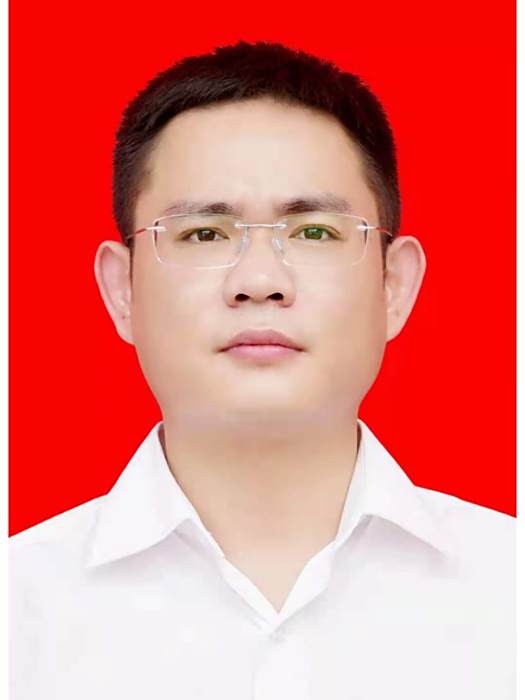 曹亮亮(江西省九江市湖口縣城山鎮黨委副書記、鎮長) 曹亮亮(江西省九江市湖口縣城山鎮黨委副書記、鎮長)