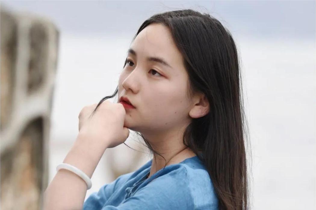 李昀璐 李昀璐
