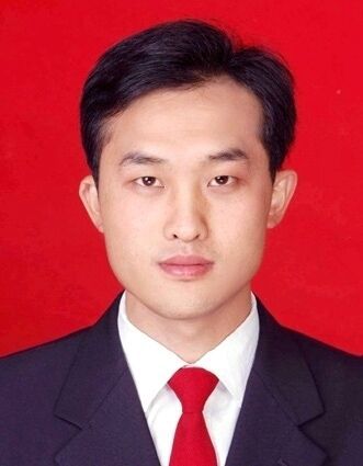 許克平(貴州省黔南州平塘縣人民政府副縣長) 許克平(貴州省黔南州平塘縣人民政府副縣長)