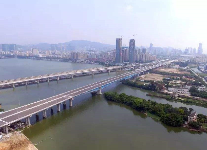 港珠澳大橋前山河特大橋