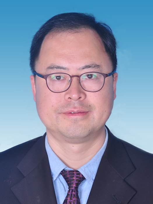 成鑫(四川省都江堰市農業農村局黨組成員、機關黨委書記) 成鑫(四川省都江堰市農業農村局黨組成員、機關黨委書記)