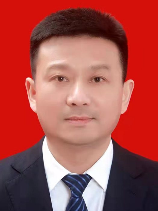 張祖濤(湖北省襄陽市保康縣委常委,縣人民政府常務副縣長,縣行政學校校長) 張祖濤(湖北省襄陽市保康縣委常委,縣人民政府常務副縣長,縣行政學校校長)