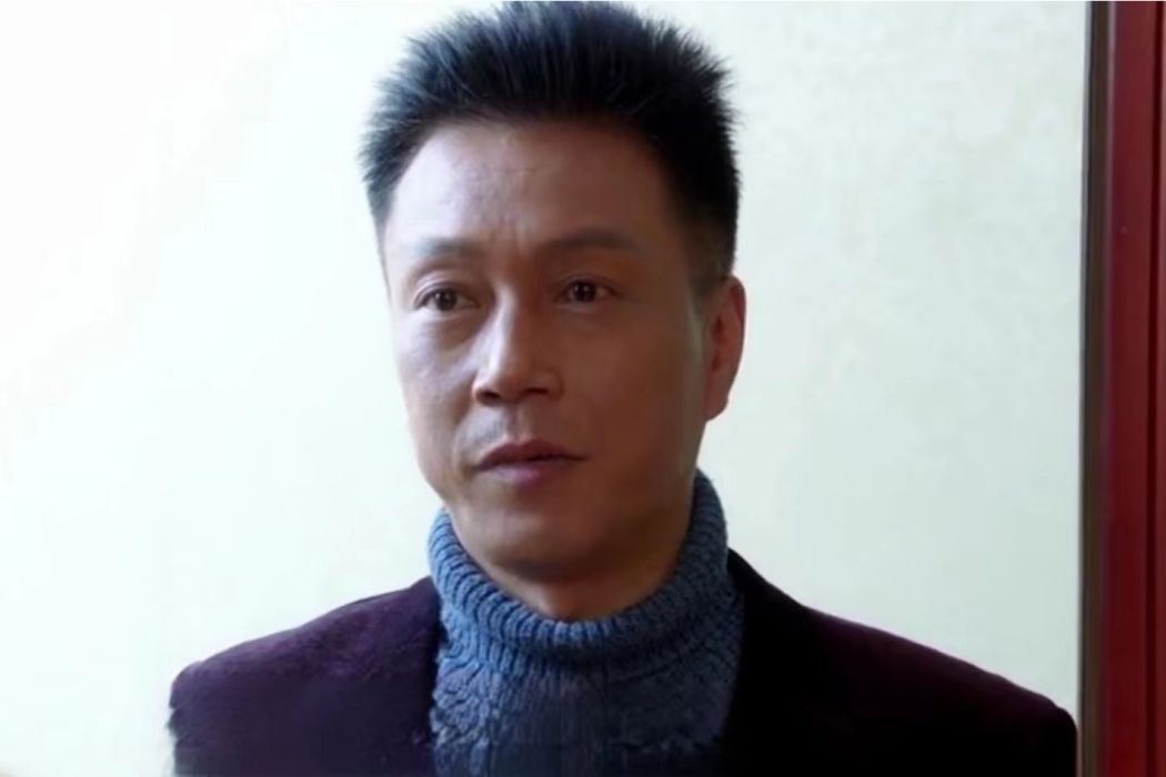 蘇文(青春校園劇《而你剛好發光》中的角色) 蘇文(青春校園劇《而你剛好發光》中的角色)