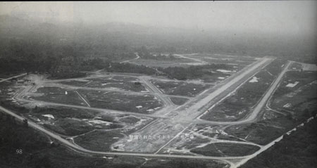 中美聯合突擊隊成功襲占的密支那西機場