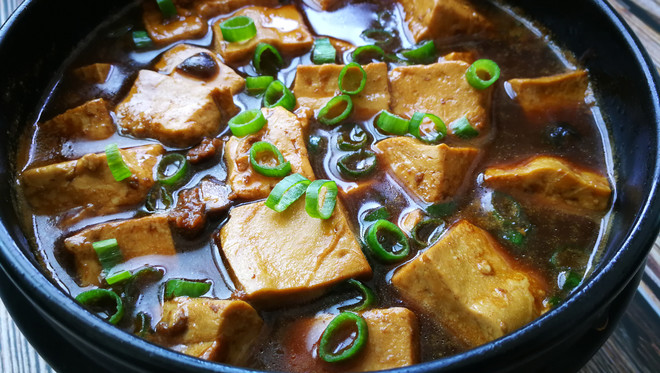 冬菇豆腐煲